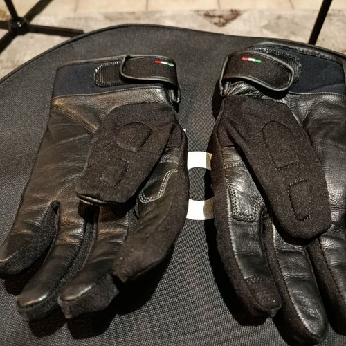 AGVpro Garage Dry-Tex Winter Men's Motorcycle Gloves like new, waterproof