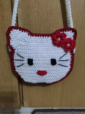 Πλεκτή τσάντα Hallo kitty ώμου, κατόπιν παραγγελίας, άσπρη με κόκκινη