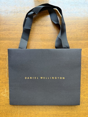 Daniel Wellington paper bag new, 14x18cm