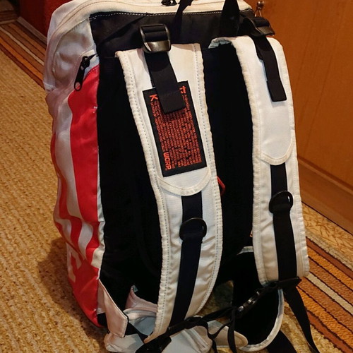 Backpack like new with snowboard carrying option