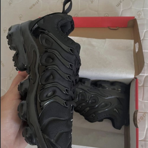 Nike Vapormax VM black sneakers