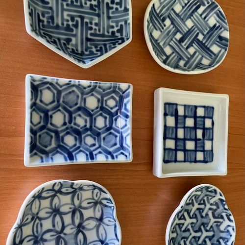 Vintage small Japanese Kozan Gama porcelain plates