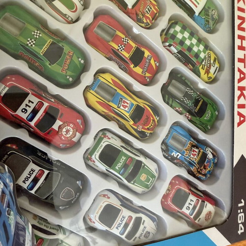 Toy car set, 30 pieces, 1:64 scale, assorted colors and racing designs