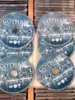 Gotham Season 1 complete