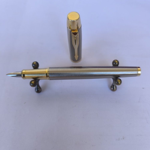 Parker IM Core Brushed Metal GT pen used
