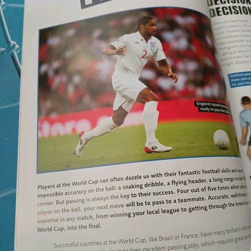 World Cup Skills book like new, football, English
