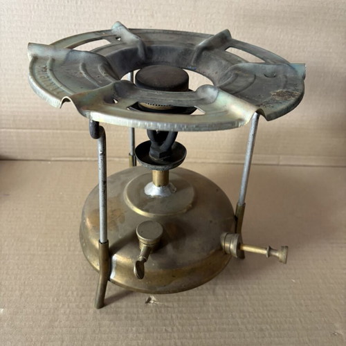 1968 vintage oil stove
