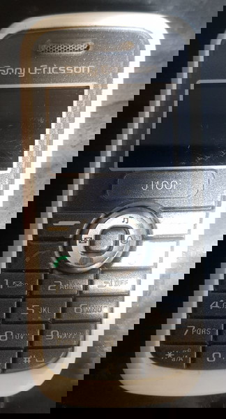 Sony Ericsson J100i