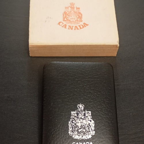 Canadian Silver Dollar 1977 used, Queen Elizabeth 25th Anniversary