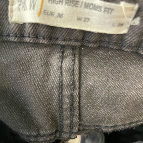 Pink Woman Cut out Mom Fit jeans used, size 36, black
