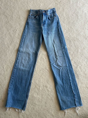 Τζιν παντελόνι Pull and Bear wide leg, μέγεθος 34, σαν καινούργιο