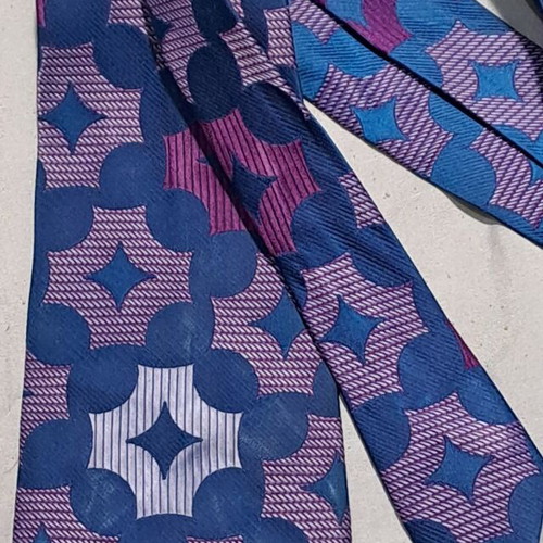 Club Lorius men's tie like new, 100% synthetic