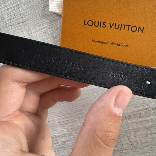 LV Bracelet black like new