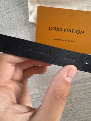 LV Bracelet black like new