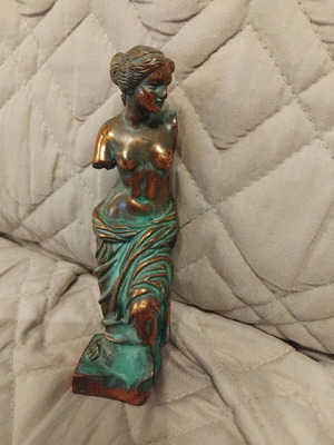 Aphrodite of Milos metal statue height 16cm like new