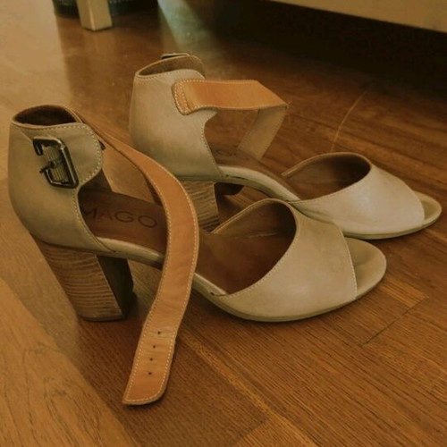 Marila Footwear leather sandal size 40 like new, beige
