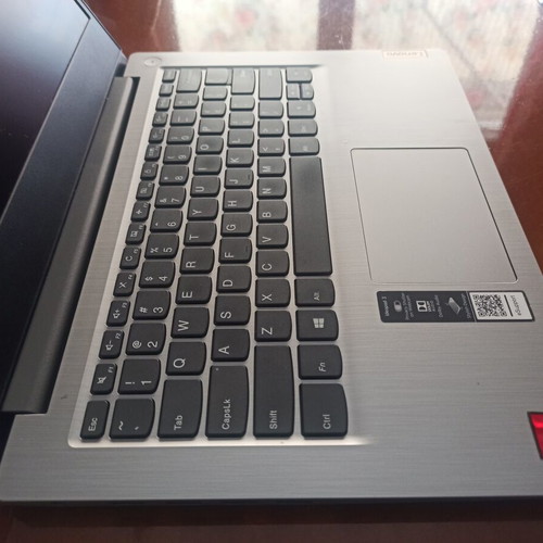Lenovo Ideapad 3 Ryzen 3 3250U 14" FHD laptop 8GB 256GB SSD