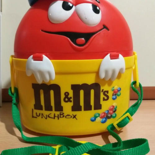Collectible lunch box and water bottle like new