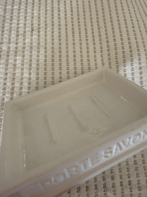 Soap dish like new, ceramic