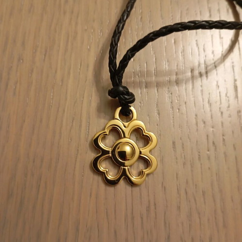 Four-Leaf Clover Necklace new