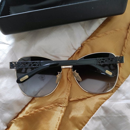 Blumarine butterfly sunglasses new, black