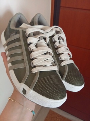 K-Swiss leather sneakers like new, size 40-41