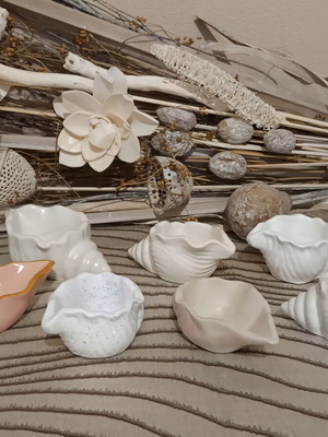 Handmade summer gypsum decorations for jewelry and candles