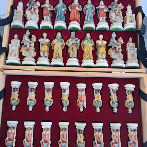 Alabaster Chess Pieces Complete Set with Wooden Box and Velvet Case