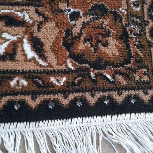 Brown-beige rug 182x265 used
