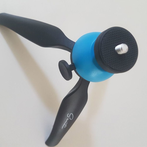 Sentio Camera Tripod used model TR-200 Blue