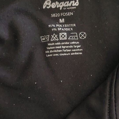 Bergans of Norway top like new, size M, black