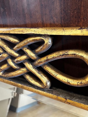 Woodcarved gold-trimmed mirror like new, vintage Kourtis