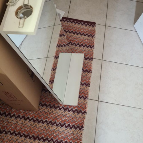 Bathroom mirror like new