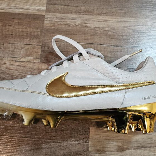 Nike Tiempo Legend V Premium FG "Touch of Gold" football boots 2015