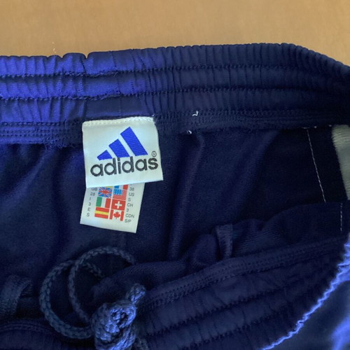 Adidas men's shorts new, size S, blue with pockets