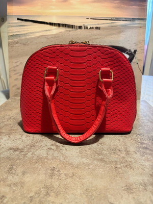 Handheld bag new with texture in small size, red