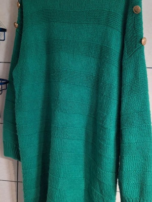 Dress used green with gold buttons on shoulders, size L