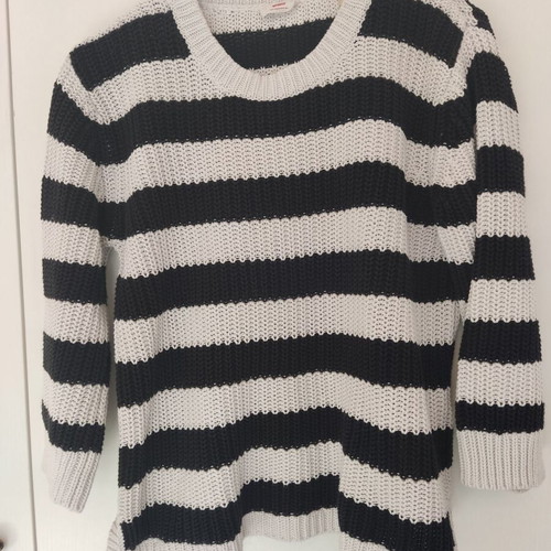 Levi's striped knit sweater 3/4 sleeves used, size M