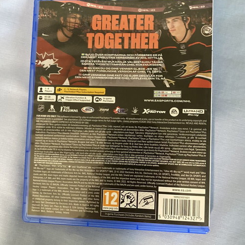 NHL 2023 PS5 game like new