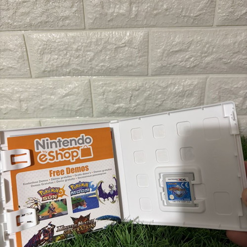 Monster Hunter Stories Nintendo 3DS game used, excellent condition