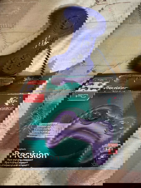 τηλεχειριστήριο Logitech για υπολογιστή