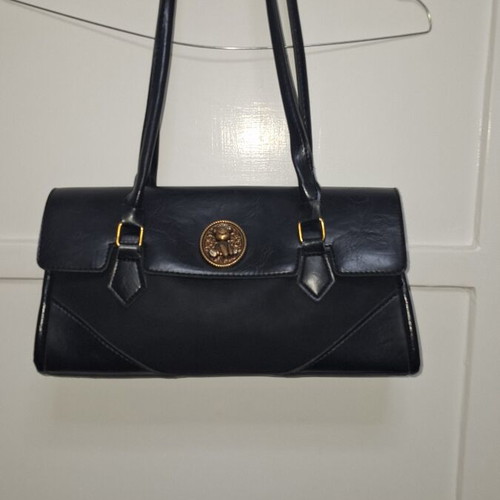 Black shoulder bag new with inner pocket