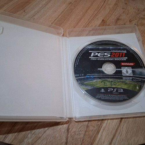 PES 2011 PS3 game used, good condition