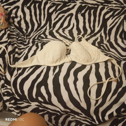 Bikini top like new, white, size S