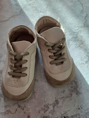 Baby Walker shoes size 19 new, anatomical for christening