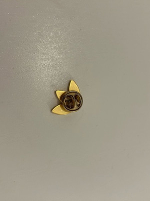 Adidas Pin χρυσή καρφίτσα καινούργιο
