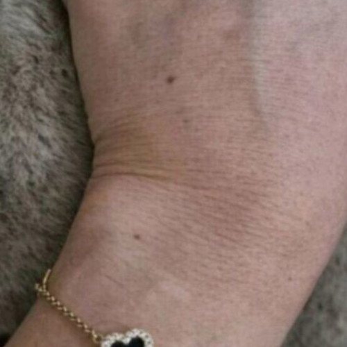 Al Oro Van Cleef Gold Bracelet 14k like new with stamps