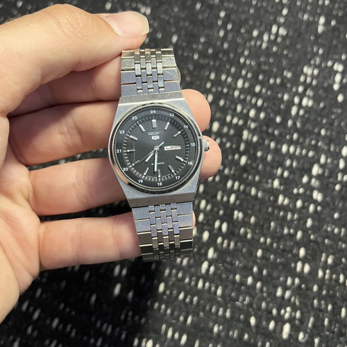 Seiko 5 Automatic Railway Time watch like new, black dial