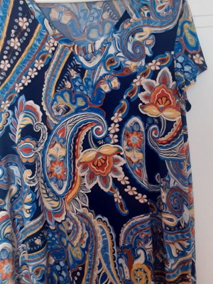 Women's summer blouse size XL like new, shiny and breathable
