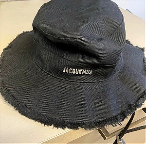 jacquemus bucket hat ολοκαίνουριο φετινή συλλογή